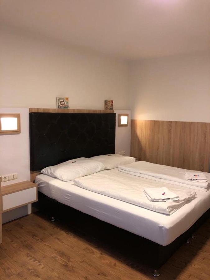 Gastehaus Penny Rooms N Hallein Luaran gambar