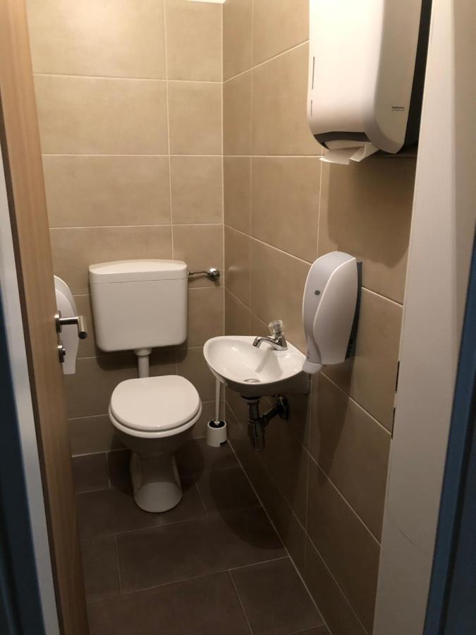 Gastehaus Penny Rooms N Hallein Luaran gambar