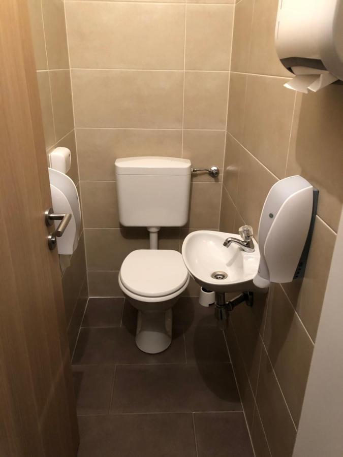 Gastehaus Penny Rooms N Hallein Luaran gambar